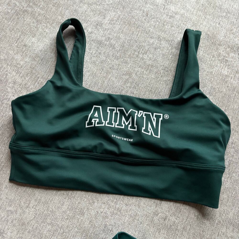 Aim’n Green Workout Set - Picture 3 of 5